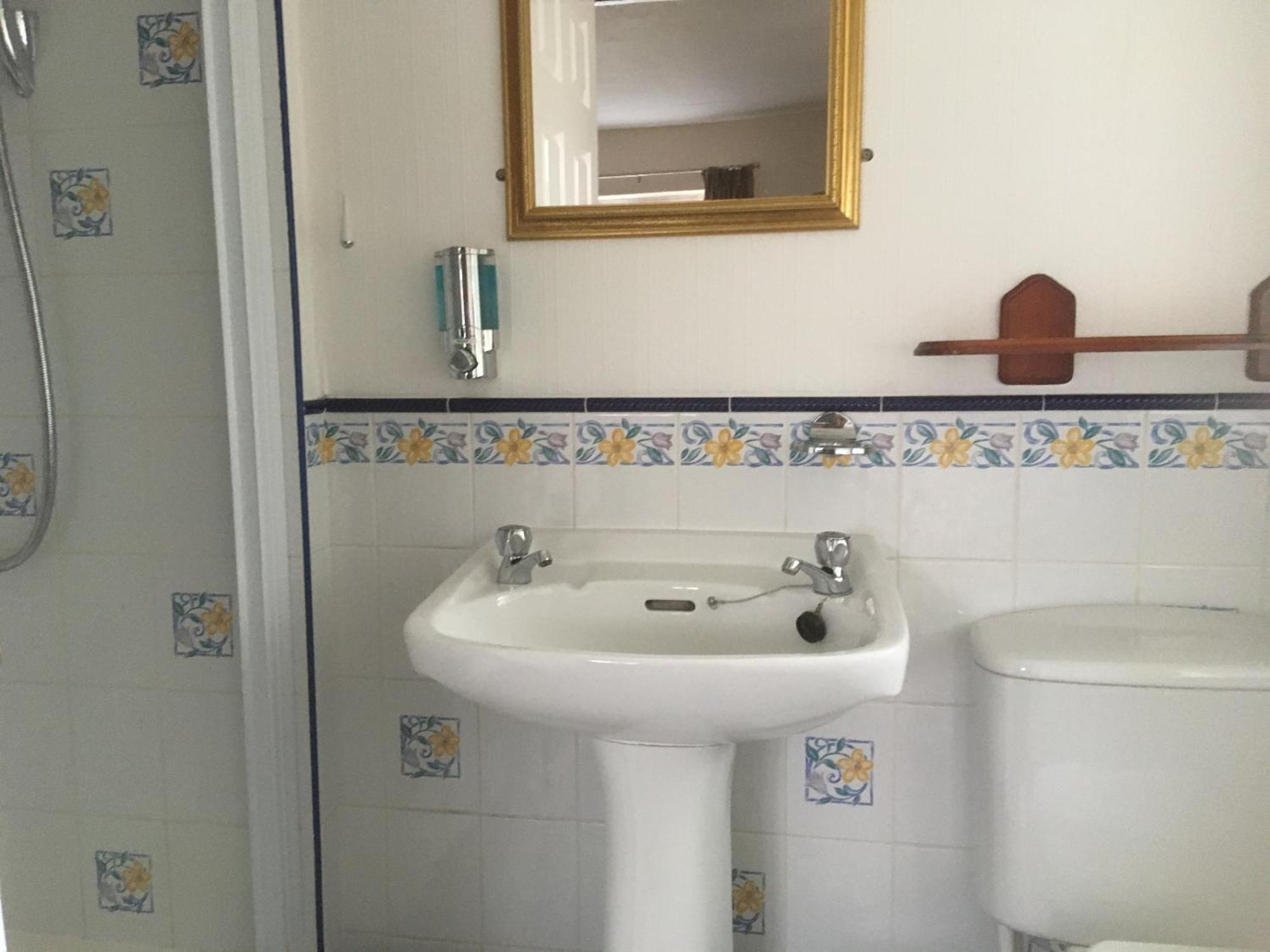 Grove House Guest House Телфорд Номер фото